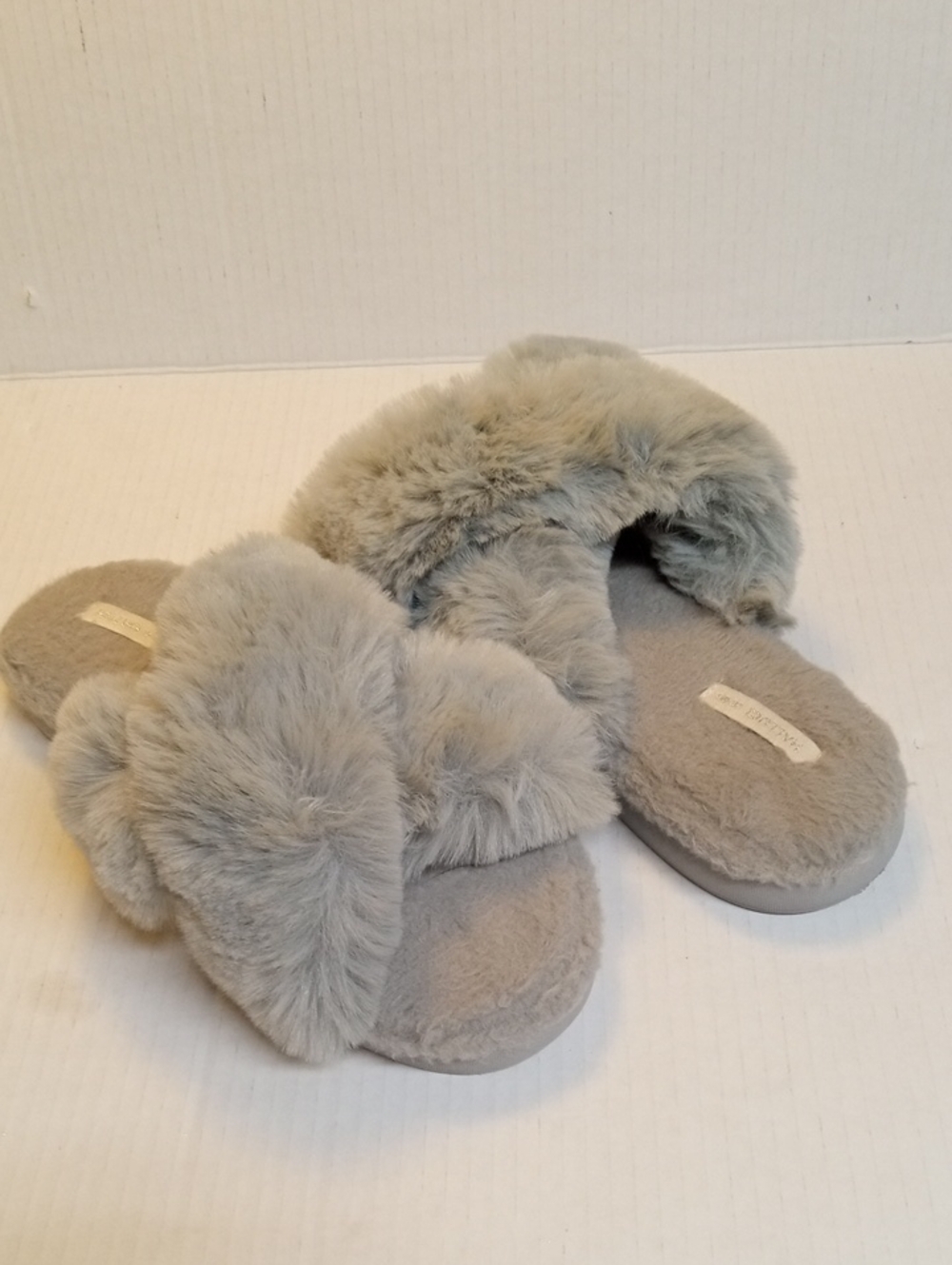 Plush Soft Slippers Shoes Size 7-8 UK 38/39 Cross Band Plush Slippers